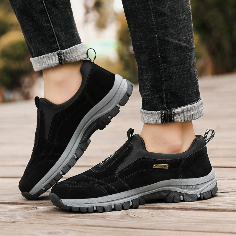 Unisex Outdoor Slip-On Sneakers for Everyday Use